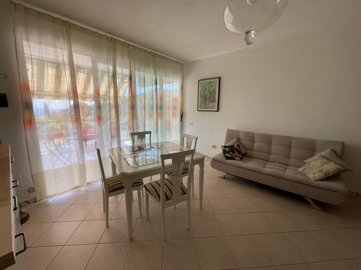 Apartamento A Casa Di Silvia Gambassi Terme Exterior foto