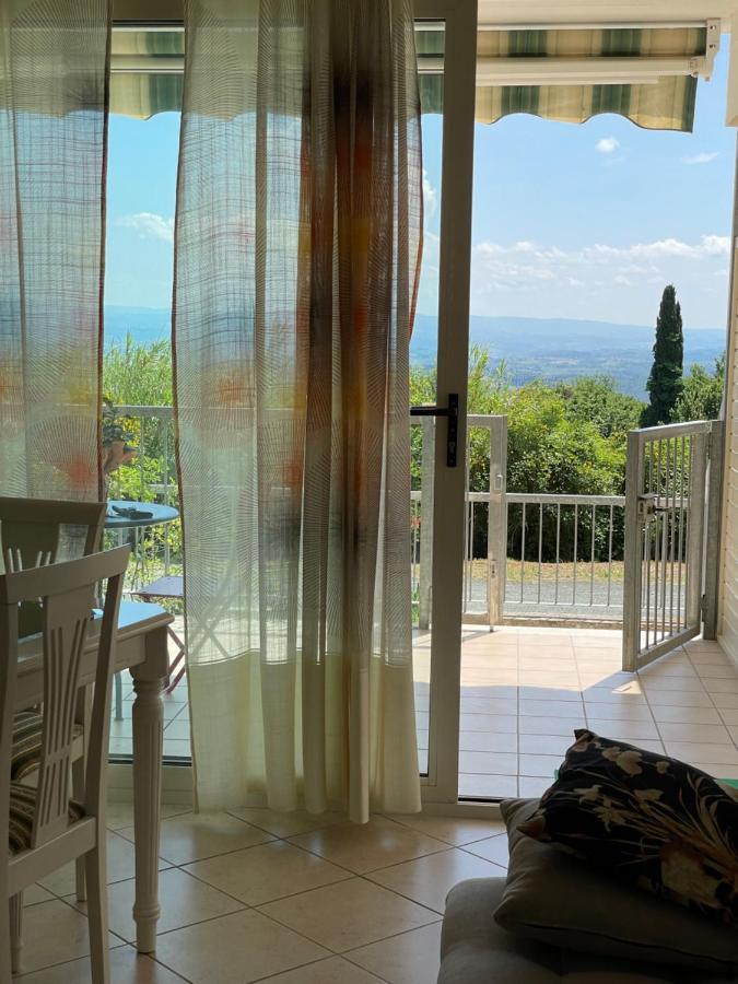 Apartamento A Casa Di Silvia Gambassi Terme Exterior foto