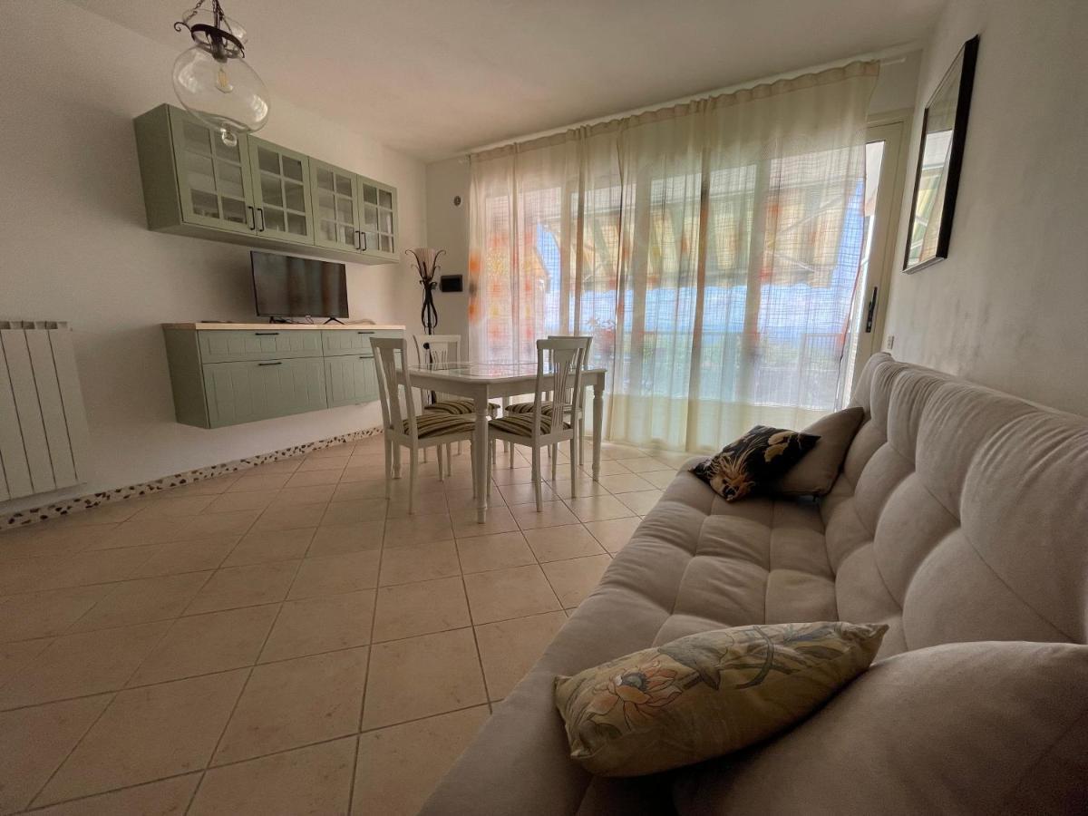 Apartamento A Casa Di Silvia Gambassi Terme Exterior foto