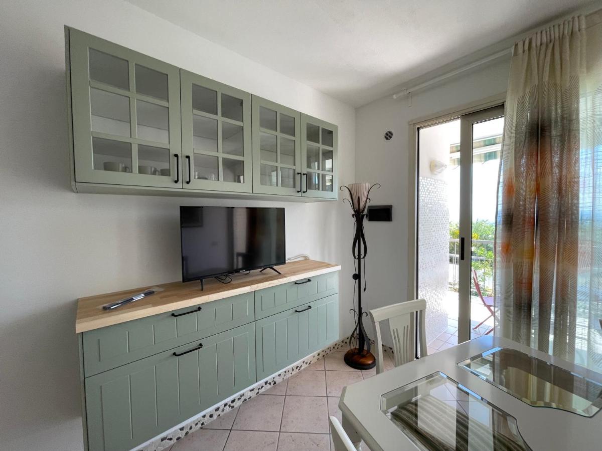 Apartamento A Casa Di Silvia Gambassi Terme Exterior foto
