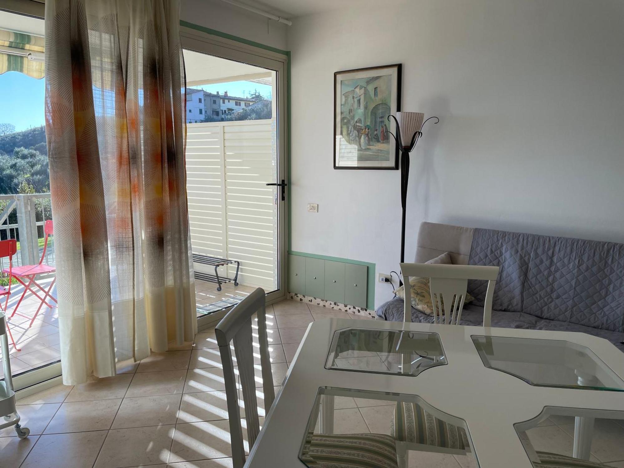 Apartamento A Casa Di Silvia Gambassi Terme Exterior foto